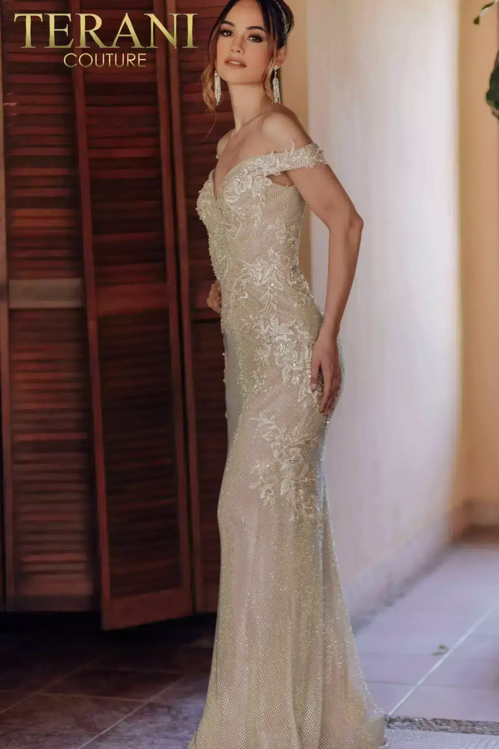 Mermaid Off Shoulder Netting Applique Long Dress – 232GL1471